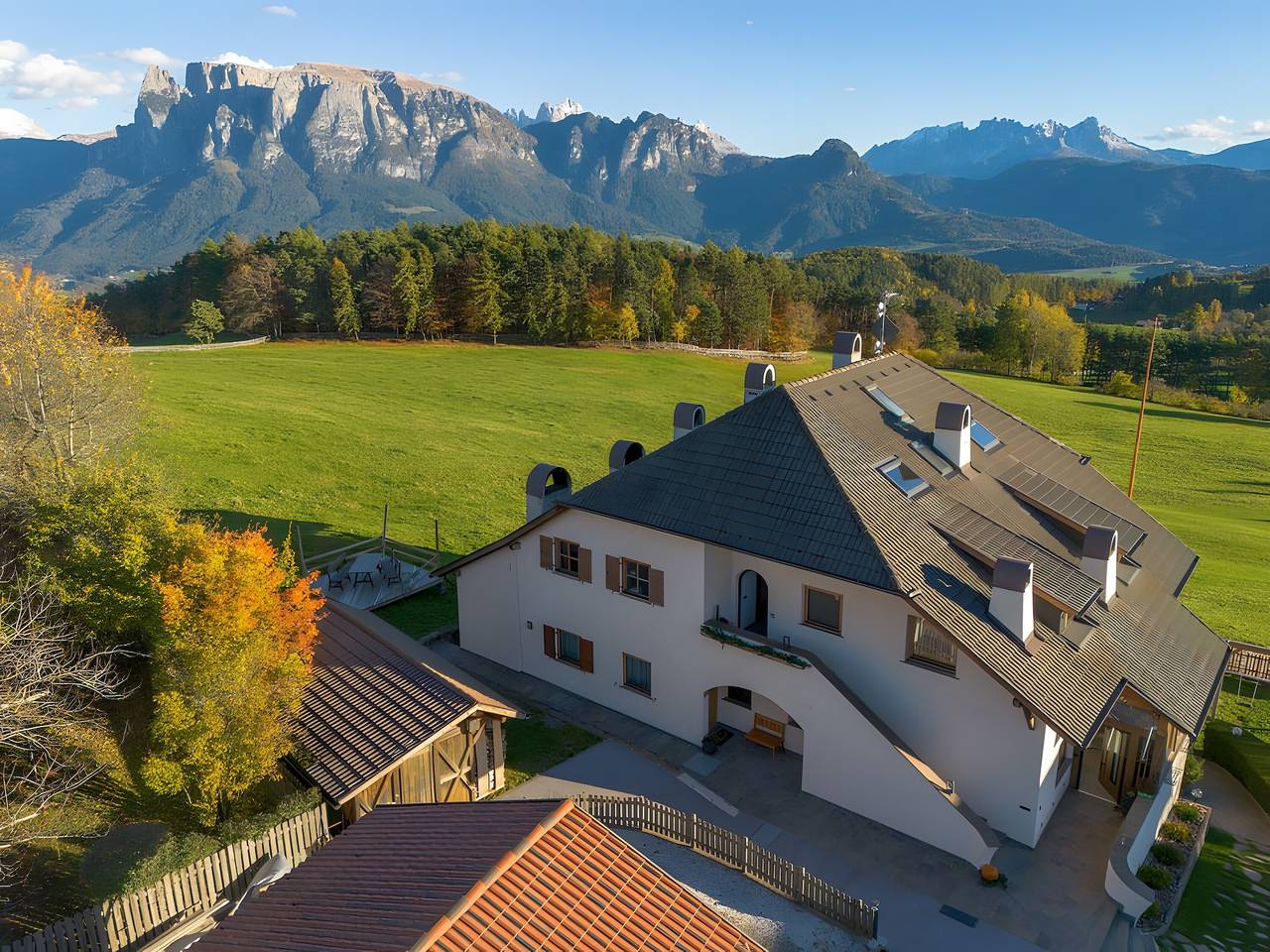 Ganze Wohnung, Ferienwohnung Schlern Bio Schrofhof" mit Bergblick, privater Terrasse und Wlan in Ritten, Sarntaler Alpen