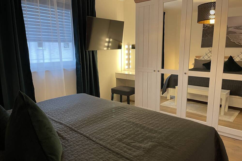 Ganze Wohnung, Shoppen, Urlaub oder Business - hier sind Sie endlich richtig in Metzingen, Neckar-Alb