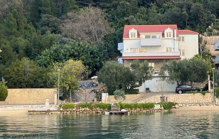 Gîte pour 6 personnes, avec terrasse à Slano - 3