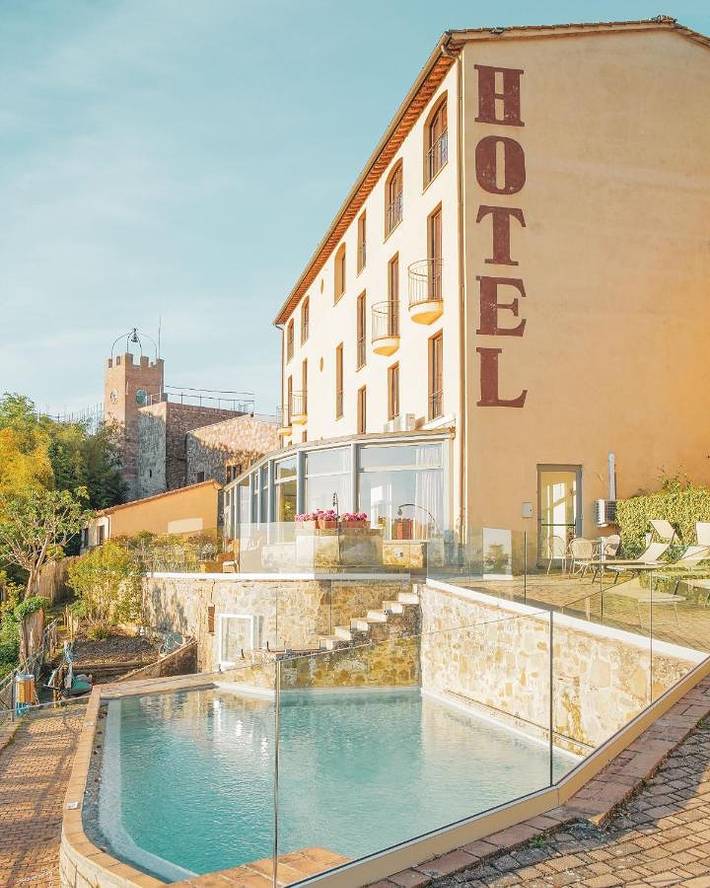 Hôtel pour 2 personnes, avec jardin et piscine, animaux acceptés - 1
