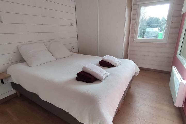 Location de vacances pour 5 personnes, avec Jacuzzi ainsi que Terrasse et Jardin à Plonéour-Lanvern - 3