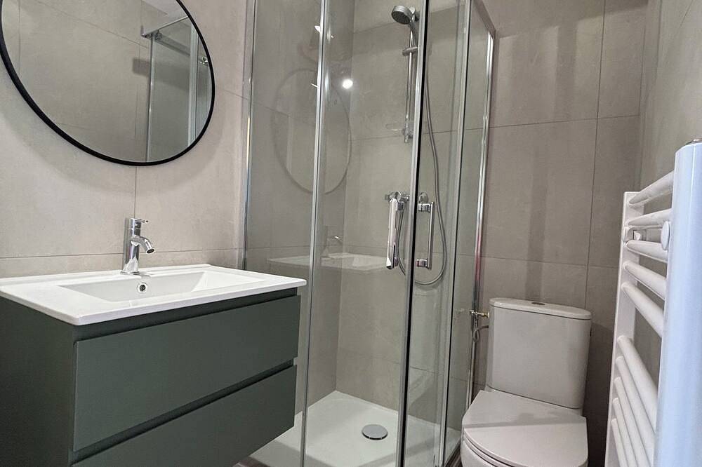 Ganze Wohnung, Cosy apartment - heart of Laval in Laval, Mayenne