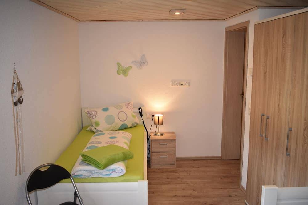 5 *****Ferienhaus, 2-4 P.,2 Sz, Wlan per Dsl gratis ,Spielplatz in Bad Brambach, Chemnitz und Umgebung