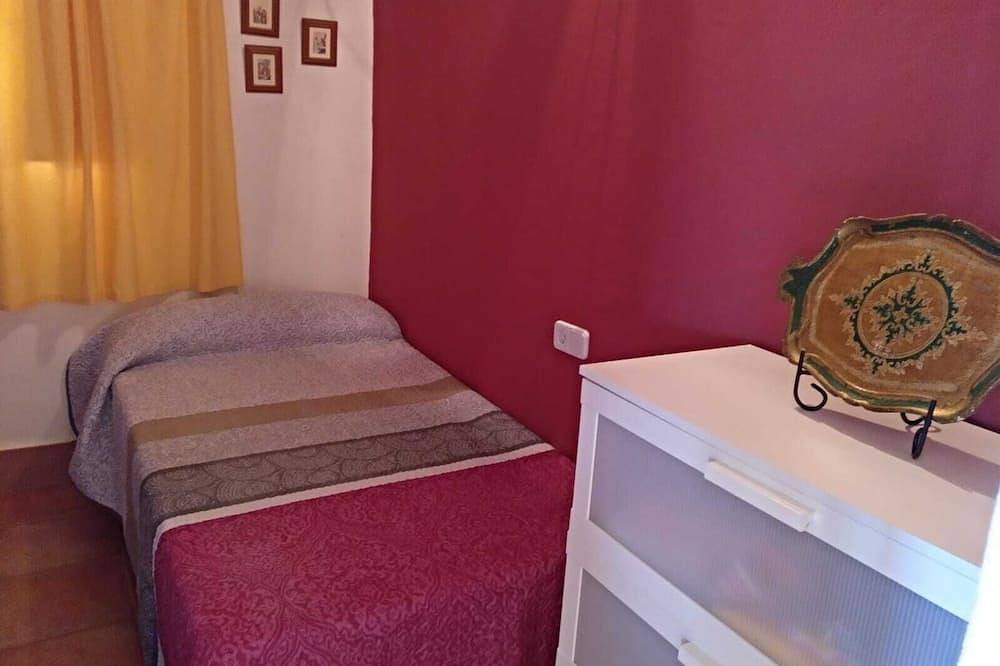 Schöne Villa Mit Pool in Villamanrique de la Condesa, Nationalpark Coto de Doñana