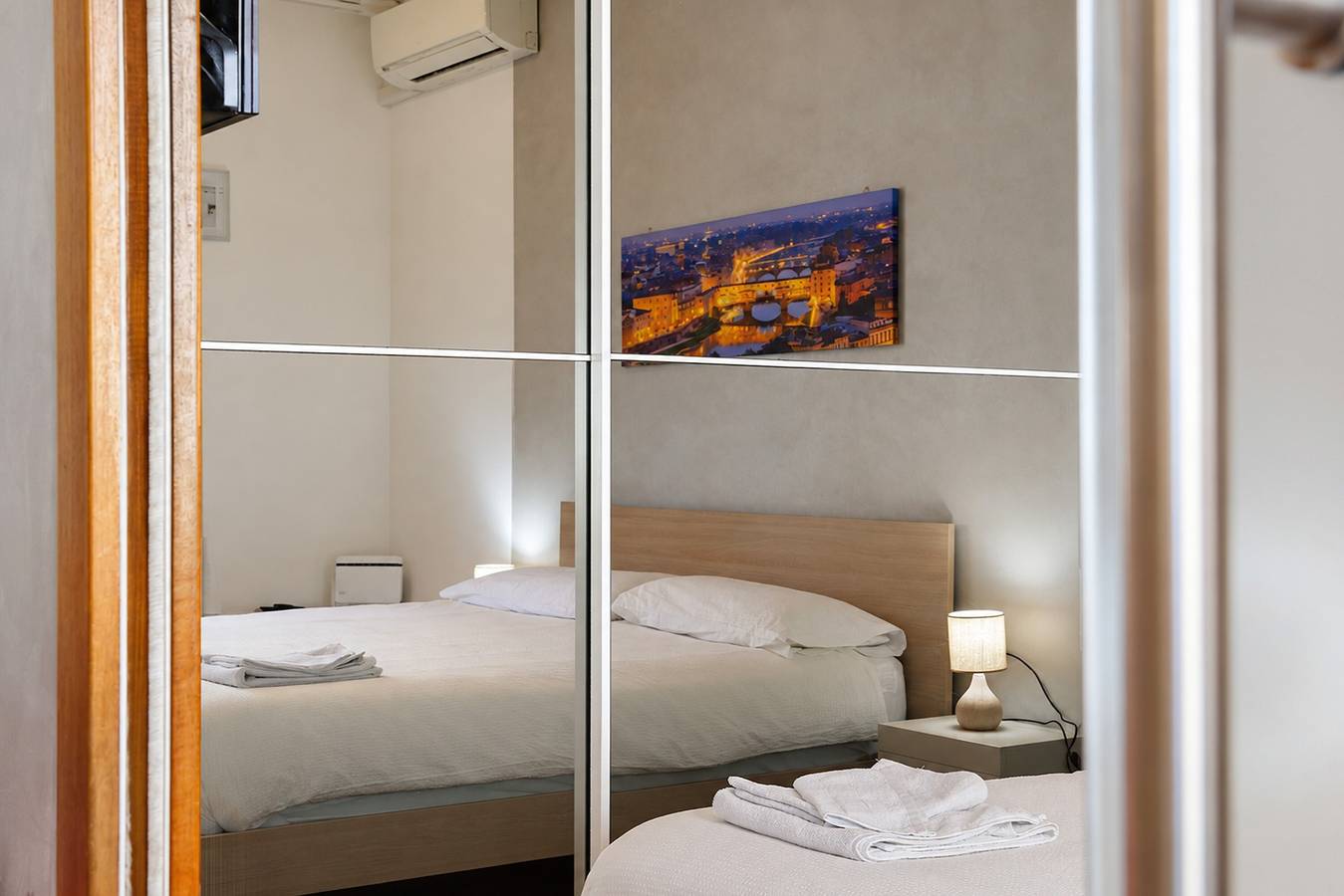 Apartamento entero, Casa Bonsai: confort y comodidad en Prato con aparcamiento privado in Prato, Provincia de Prato