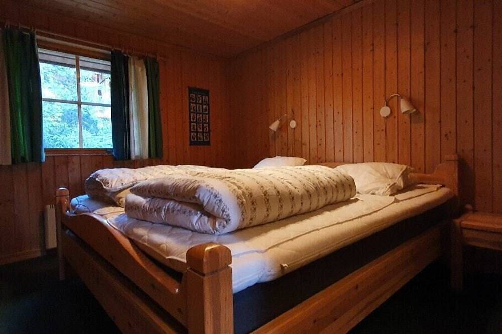 Sauna | Wi-Fi | Terrace | Wood stove | Cable Tv in Lofsdalen, Härjedalen