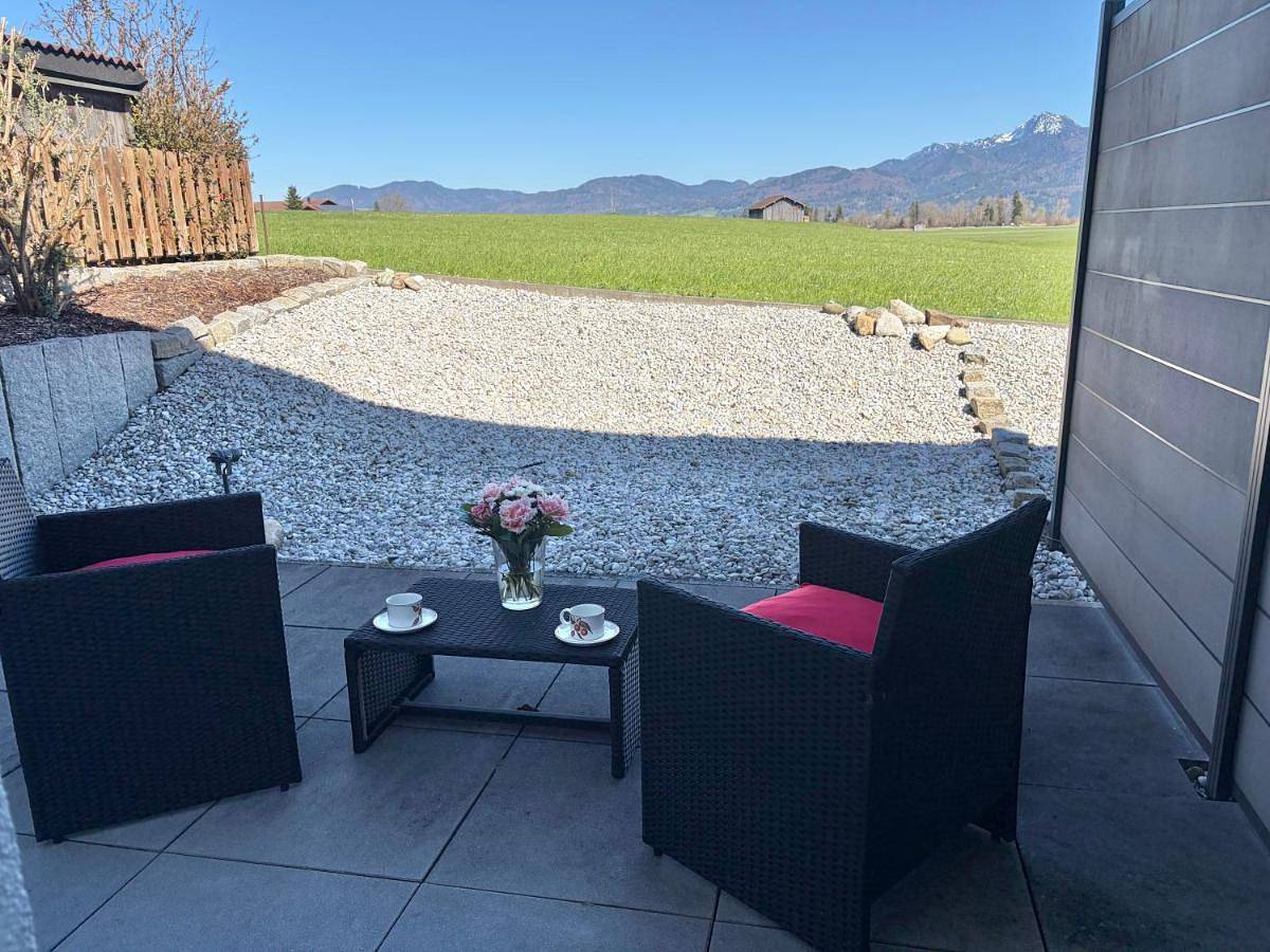 Cały apartament, Studio mit Alpenblick und privaten Terrasse in Großweil, Alpy Bawarskie