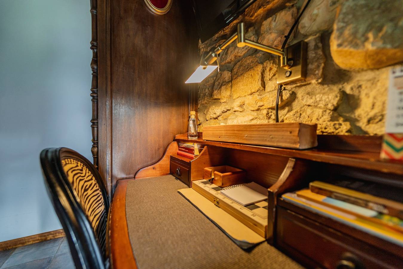 Landhuis 'Villamoronta' met uitzicht op de bergen, privéterras en Wifi, foto 11