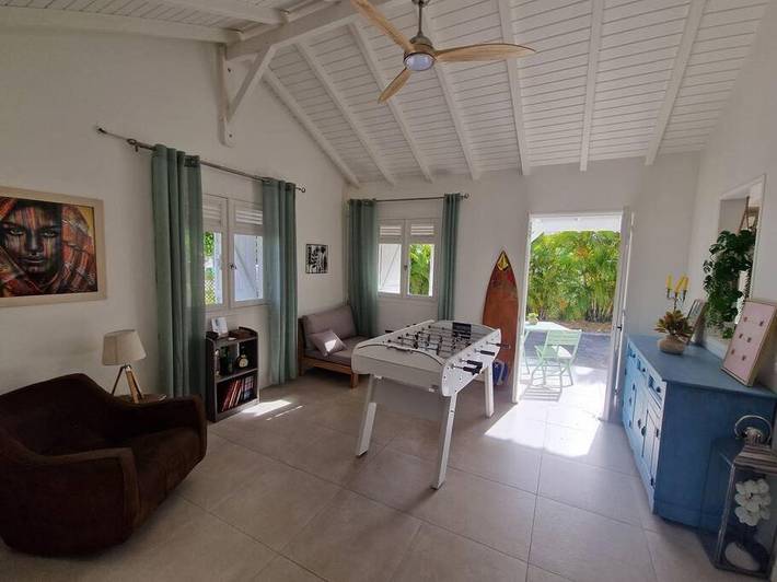 Location de vacances pour 6 personnes, avec piscine et jardin dans Port-Louis (Guadeloupe) - 2