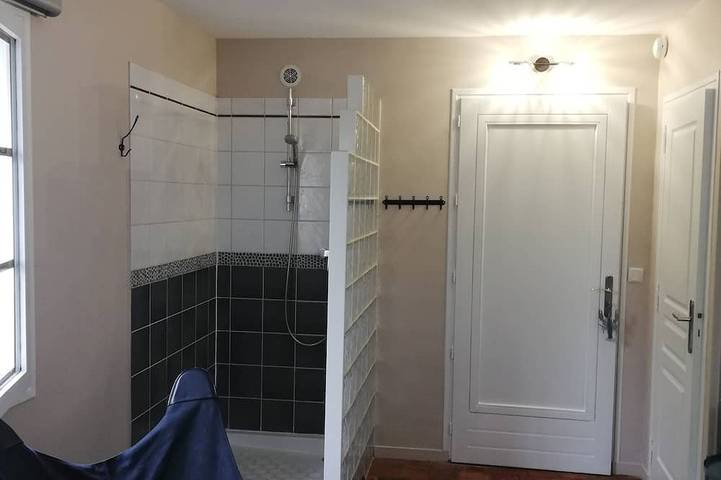 Location de vacances pour 2 personnes, avec jacuzzi à Saint-Étienne-l'Allier - 3