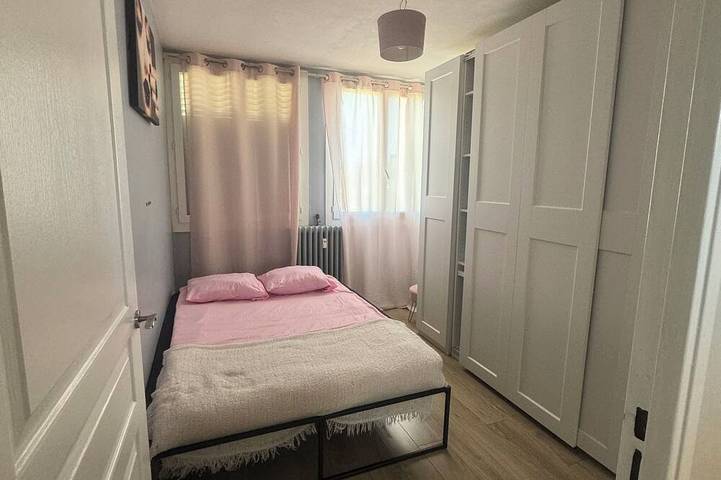 Gîte pour 4 personnes, avec balcon à Marignane - 2