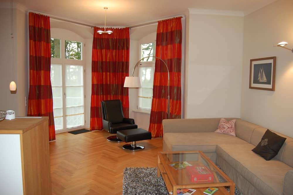 Ganze Wohnung, Individuelle, hochwertig eingerichtete Ferienwohnung für Urlaubsspaß mit Stil. in Hohen Niendorf, Bastorf
