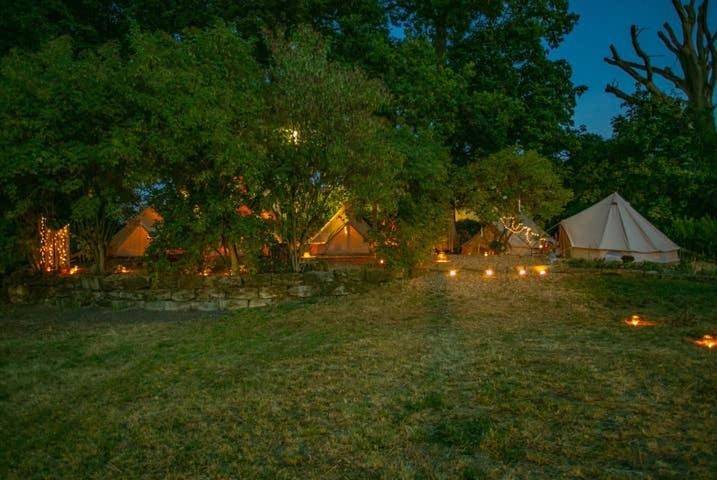 Camping für 4 Personen, mit Terrasse und Garten sowie Ausblick in Franken - 4