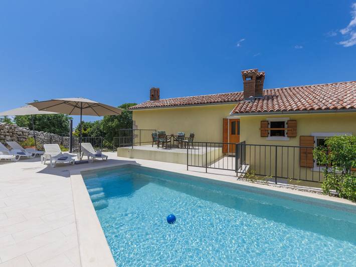 Ferienhaus mit Meerblick für 8 Personen, mit Terrasse und Garten in Istrien - 2
