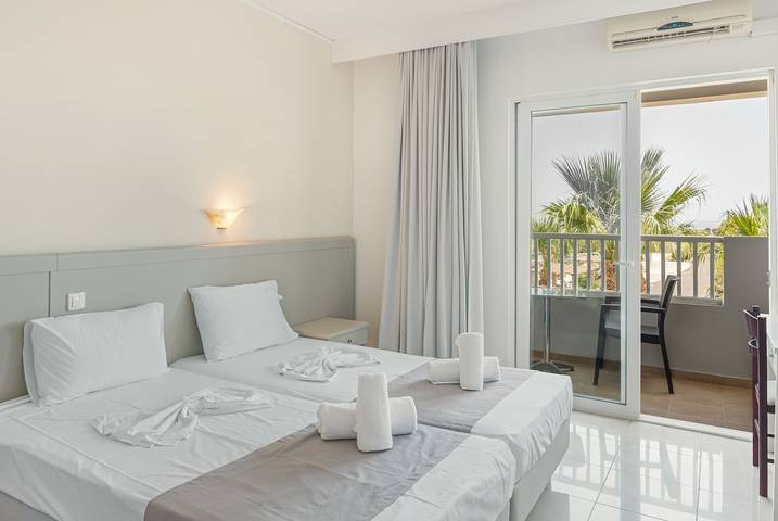 Ganzes Studio, Einzimmerapartment 'Evripides Dreibettzimmer 2' mit Gemeinschaftspool in Kos
