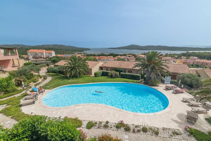 Appartamento per 4 persone, con Giardino a Santa Teresa Gallura