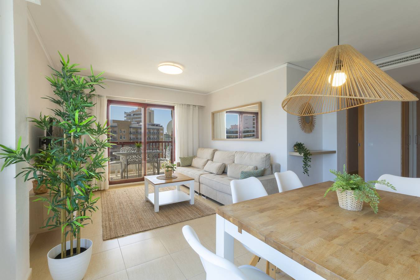 Entire apartment, 44. Ag Salinas 7 in Playa de Gandía, Costa de Valencia