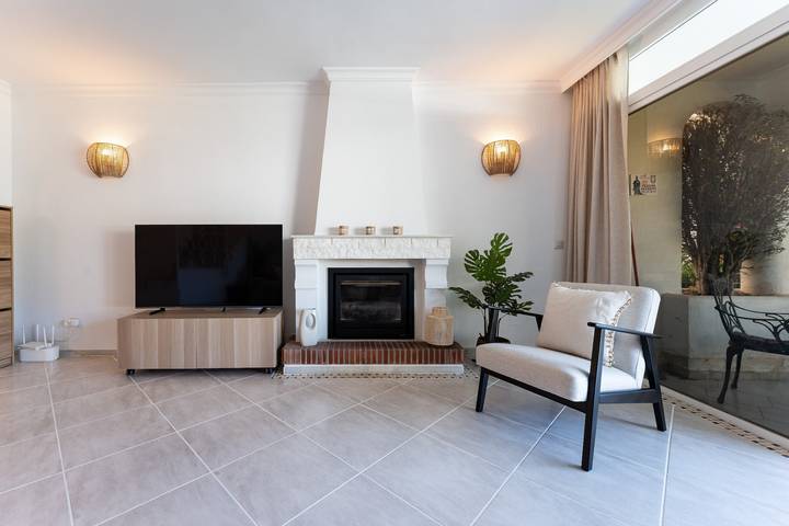 Holiday Home 'Miraflores Rancho' with Shared Pool and Wi-Fi in La Cala de Mijas, Mijas