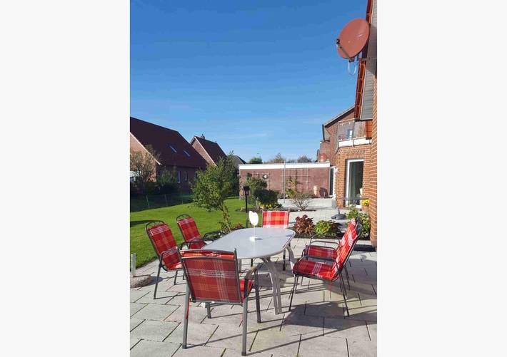 Ferienhaus für 6 Personen, mit Terrasse und Garten in Norddeich