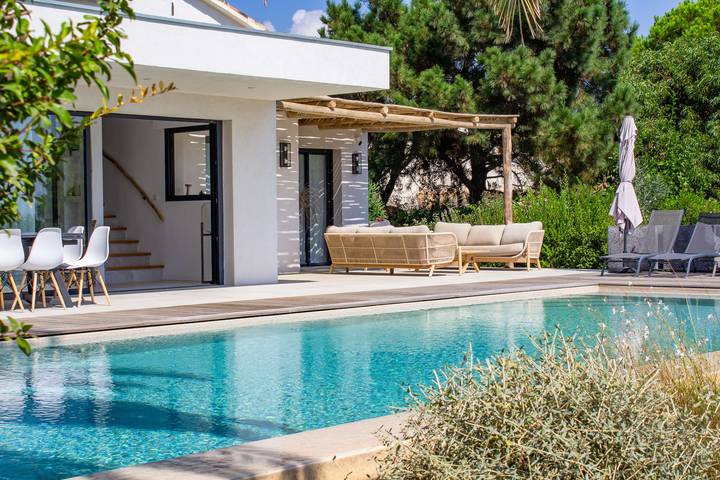 Villa pour 12 personnes, avec piscine et jardin à Lecci - 2