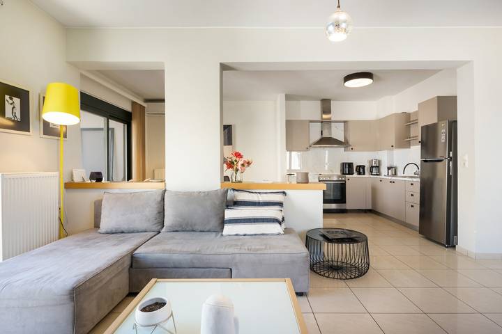 Entire apartment, Apartment 'Anthi's' with Mountain View, Wi-Fi and Air Conditioning in Limenas Chersonisou, Iraklio-Heraklio region