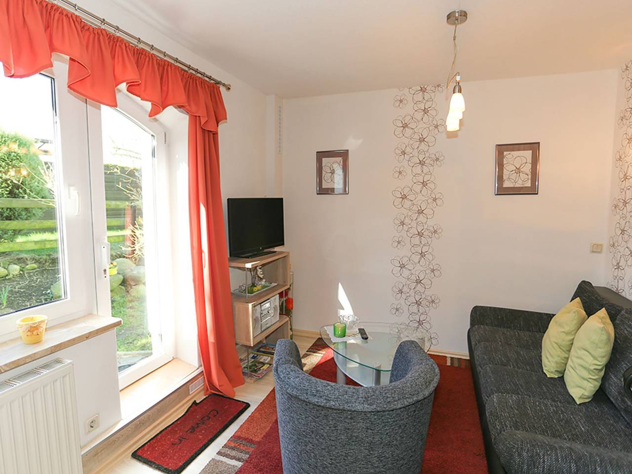 Ganze Ferienwohnung, Ferienhaus & Ferienwohnung am Burgwall bei Familie Möller - Ferienwohnung in Bergen auf Rügen, Bergen auf Rügen und Umgebung