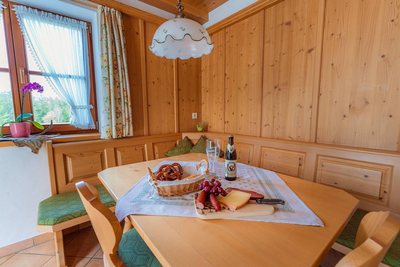 Ganze Ferienwohnung, "Simetsberg", Fewo, 2 Schlafräume, Du und Wc in Wallgau, Walchensee