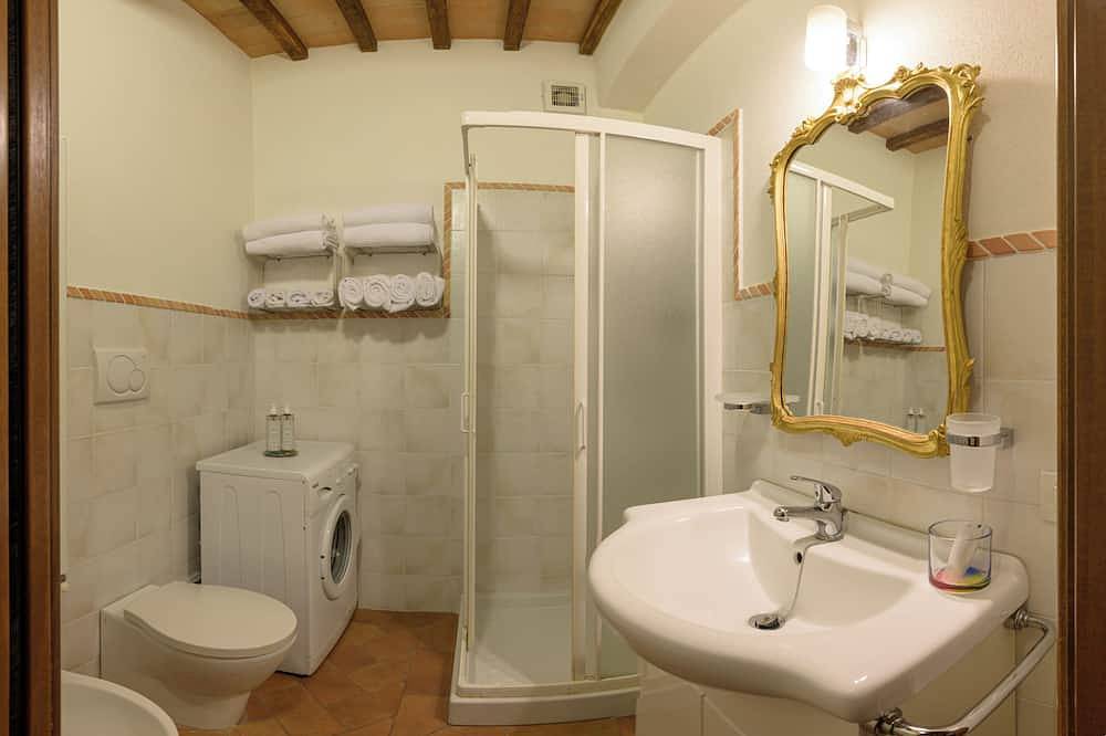 Entire apartment, Montalcino your Tuscan home - Casa Vacanza Via Spagni 44 in Montalcino, Val d'Orcia