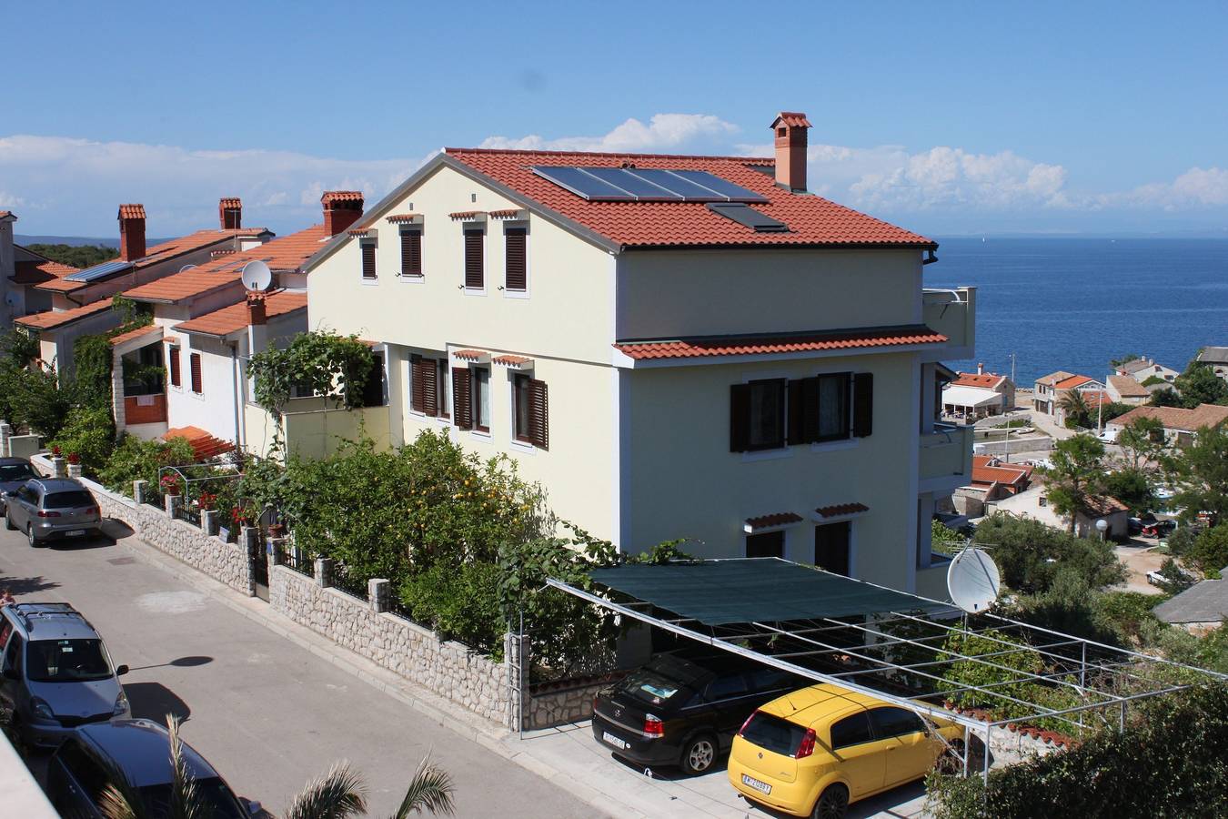 Ganze Wohnung, 1-Zimmer-Ferienwohnung mit Balkon und Meerblick Mali Losinj, Losinj A-7879-b in Mali Lošinj, Lošinj (Kvarner Bucht)