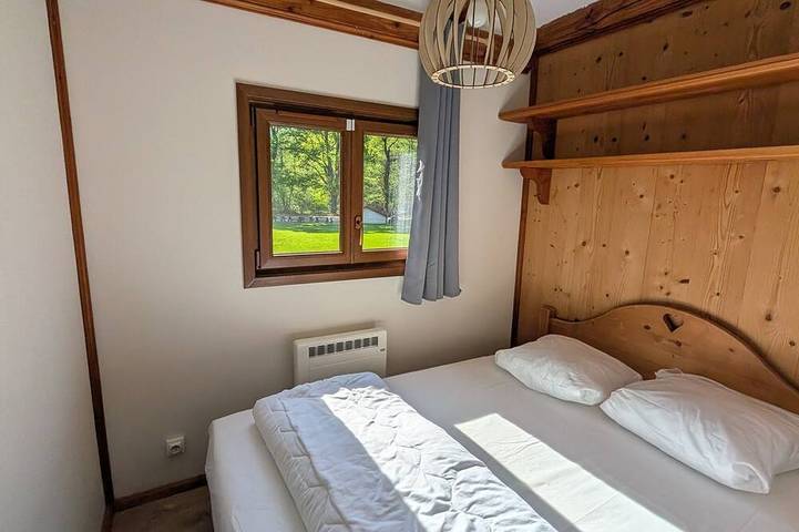 Location de vacances pour 6 personnes, avec sauna et piscine, animaux acceptés à Vaulnaveys-le-Bas - 2