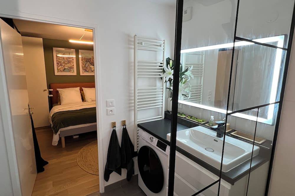 Entire apartment, Comfort stay at Paris La Défense Arena in Nanterre, Hauts-de-Seine