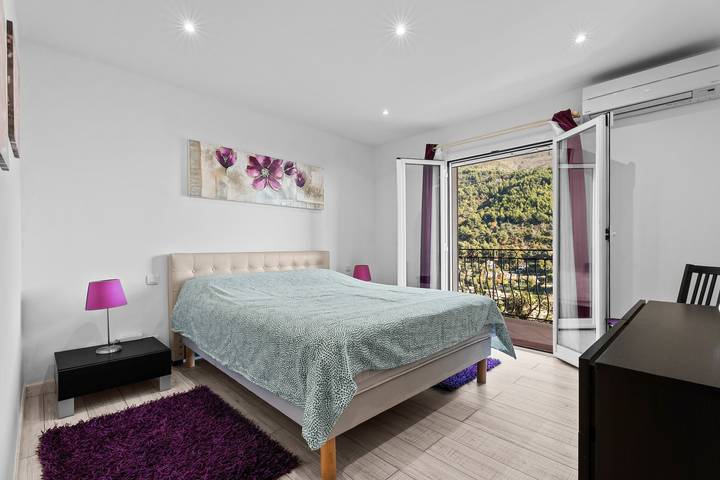 Appartement entier, Baîeta - Appt climatisé, Jacuzzi vue mer in Menton, Côte méditerranéenne (France)