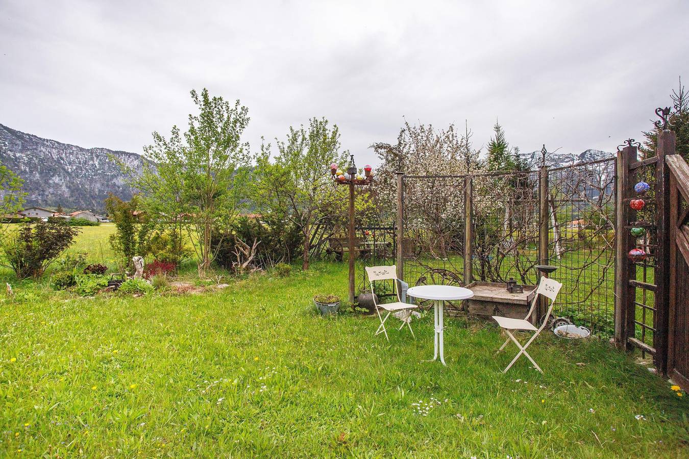 Geheel appartement, Appartement 'Ferienwohnung Beim Roana' met uitzicht op de bergen, een eigen terras en een eigen tuin in Inzell, Beierse Alpen