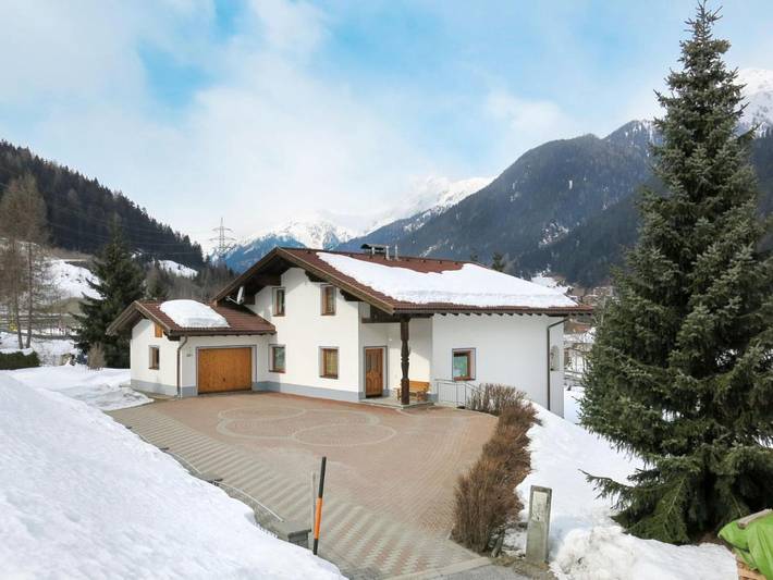 Vakantieappartement voor 4 personen, met terras in Pettneu am Arlberg