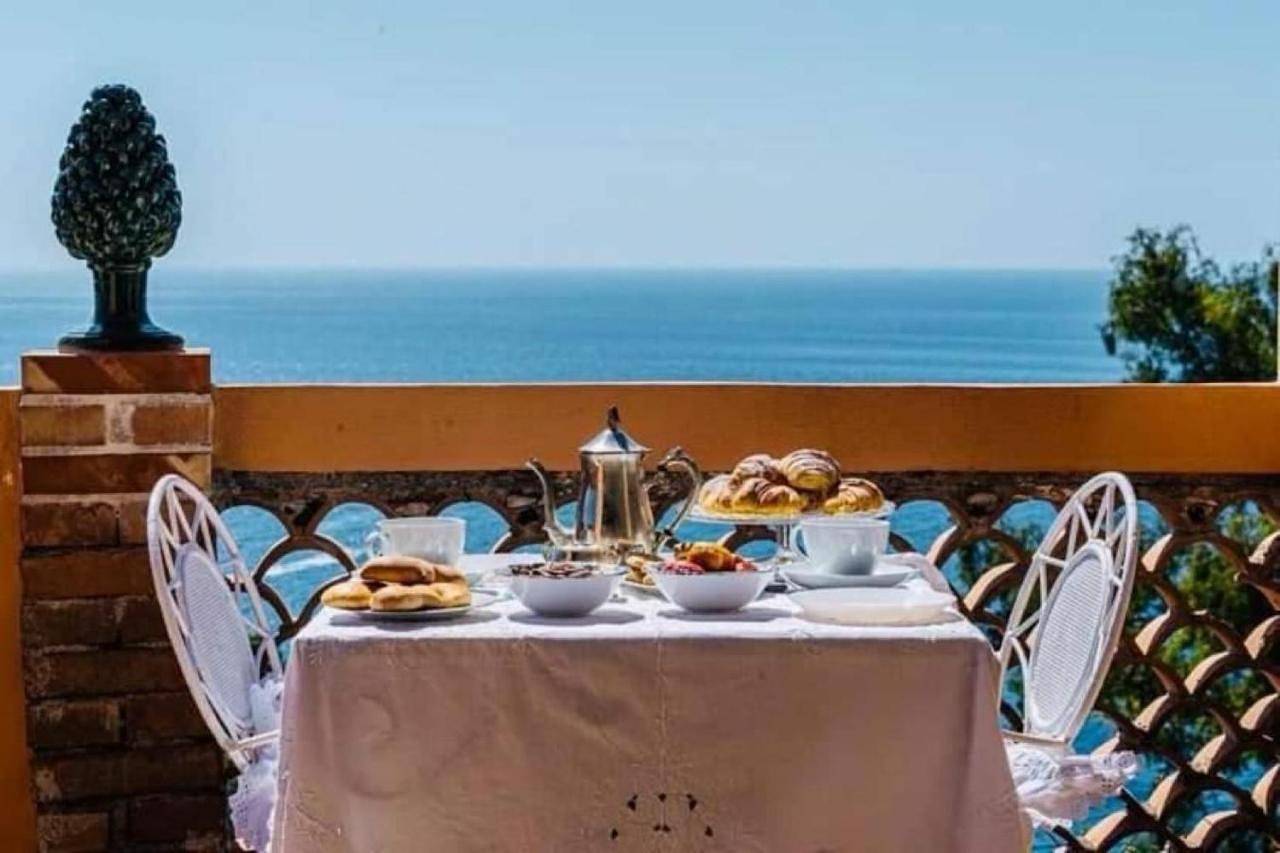 La Bergerie Isolabella sea view B & B in Mazzarò, Taormina