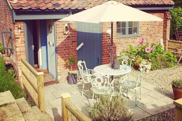 Cottage for 2 People in Woodbastwick, Norfolk, Photo 4