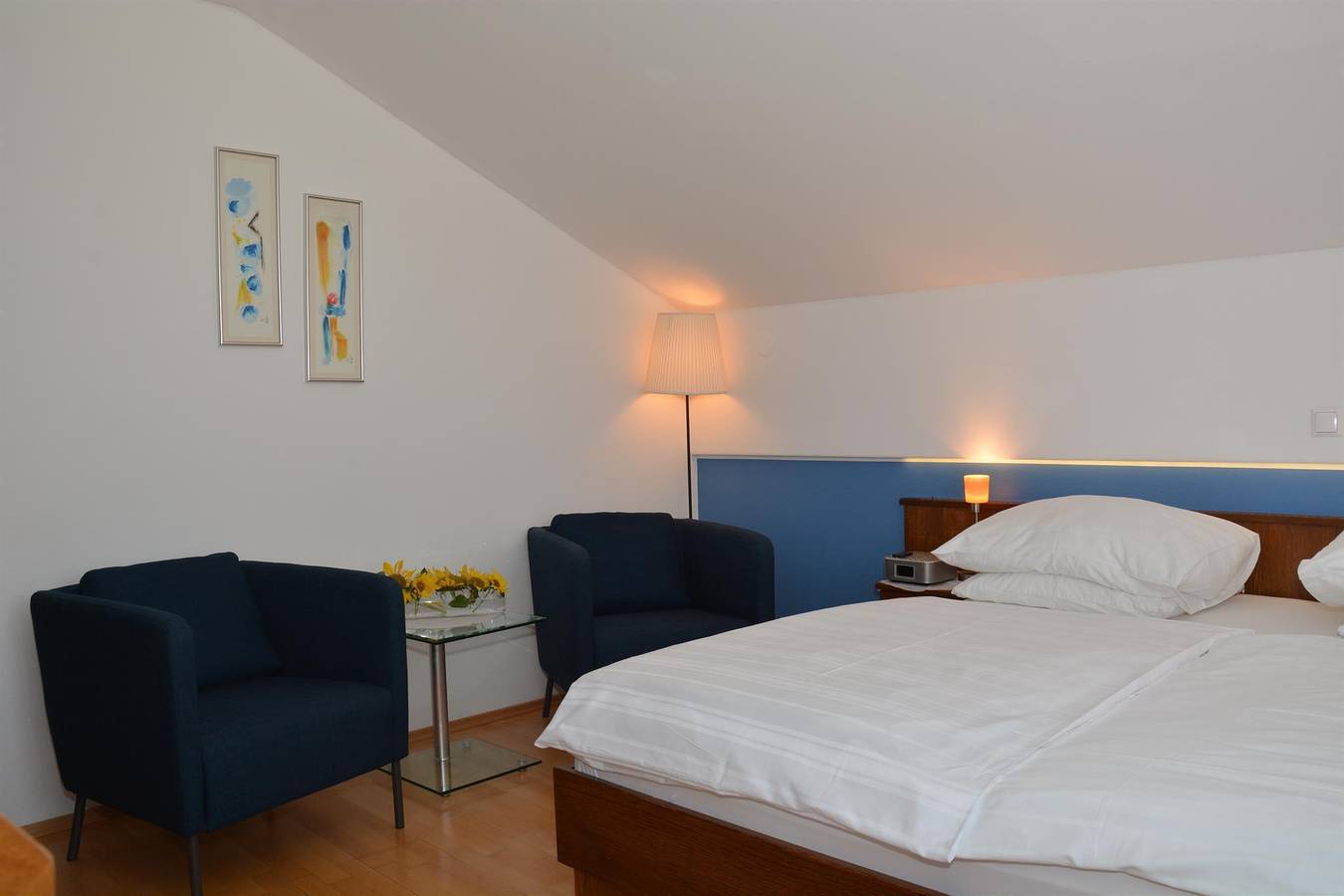 Doppelzimmer, Nr. 6, Bad, Wc, Nord in Feldkirchen in Kärnten, Bezirk Feldkirchen