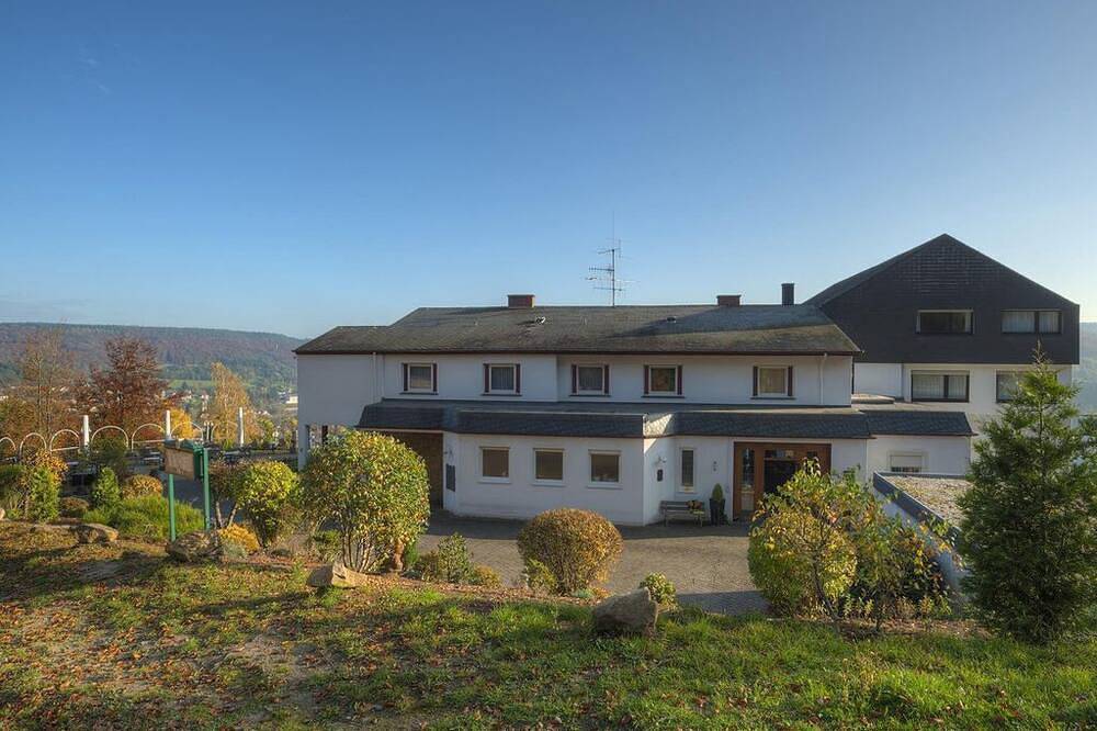Waldseite Komfort, mit Badewanne ab 12 Ün - Waldhotel Sonnenberg in Bollendorf, Eifelkreis Bitburg-Prüm