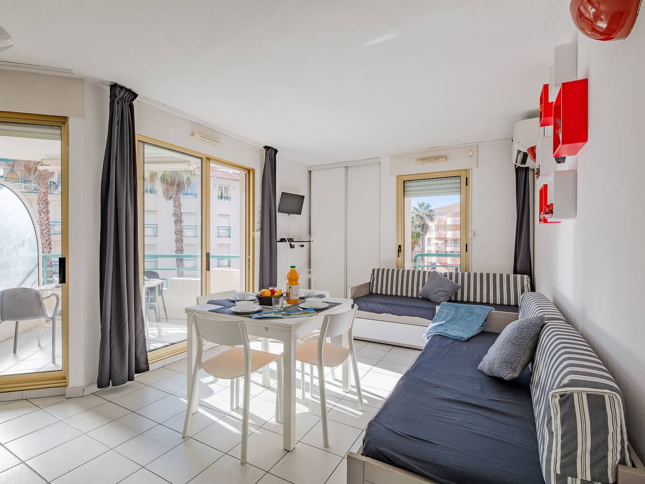 Appartement De Vacances pour 4 Personnes dans Fréjus Plage, Fréjus