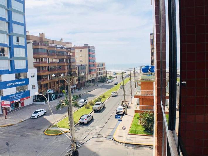 Casas e apartamentos de temporada para 4 pessoas, com vista e balcão em Capão da Canoa