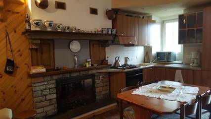 Gîte pour 4 personnes, avec terrasse ainsi que vue et vue sur le lac, animaux acceptés à Vercana