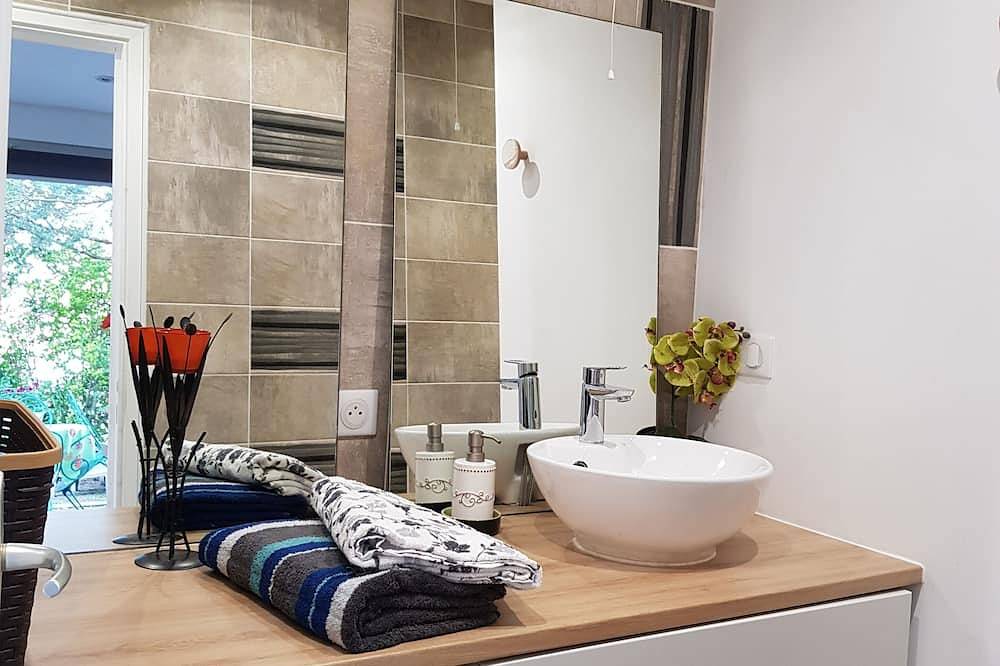 \"La Palourdine\" - Charming escape in the Bay of Mont Saint-Michel at Cherrueix 💕 in Cherrueix, Mont-Saint-Michel Bay