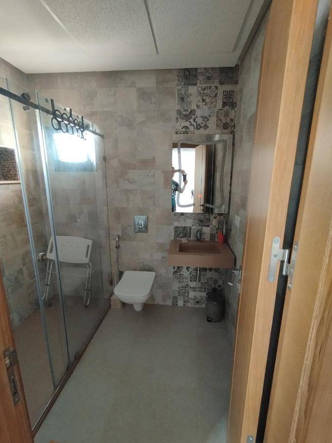 Gîte pour 6 personnes, avec piscine ainsi que jardin et vue dans Marina Smir - 4