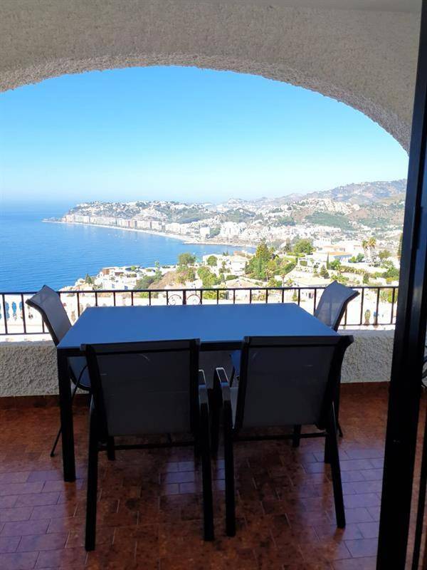 Chalet para 4 personas, con piscina además de vistas y terraza en Costa Tropical - 3