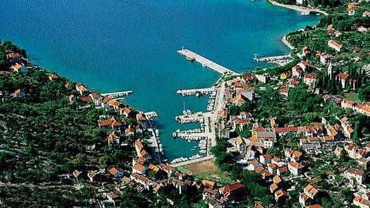 Ganze Wohnung, Ferienwohnung in Zlarin mit Balkon, W-Lan, Waschmaschine (3813-1) in Zlarin (Kroatische Adria), Dalmatinische Inseln