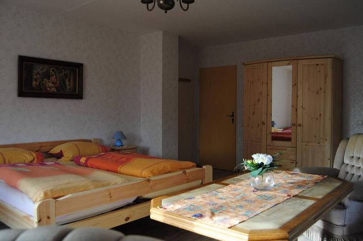 Ganze Wohnung, Wohnung in beliebtem Gästehaus mit Fahrradverleih in Windeby, Rendsburg-Eckernförde