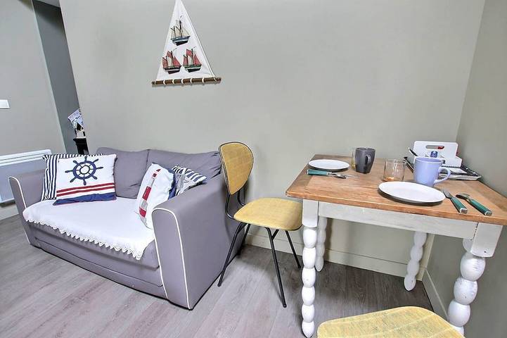 Appartement entier, L'Eclose - Ty Du, Studio cocoon avec terrasse au Guilvinec - étape Gr34 & Accueil Vélo in Guilvinec, Région de Quimper