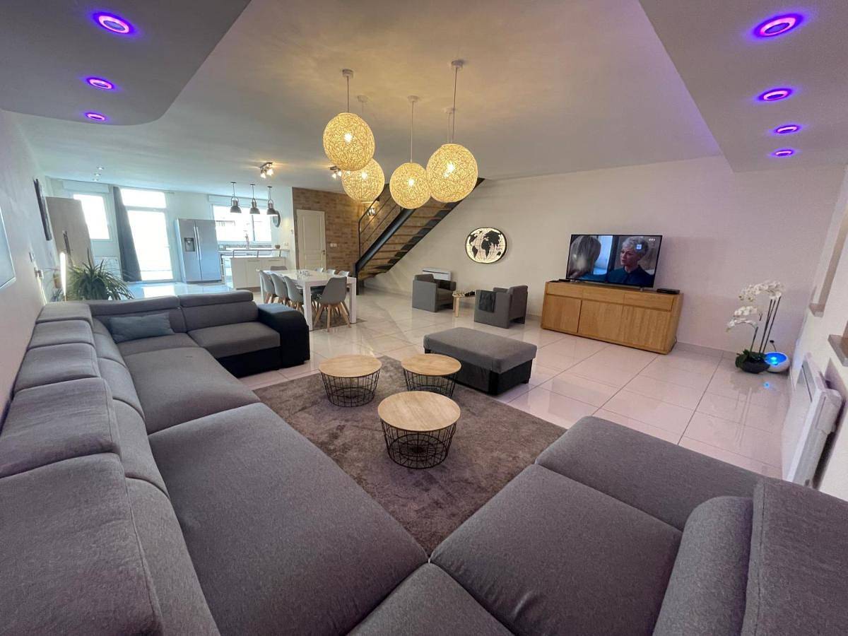 Appartement entier, Superbe Loft centre-ville Montluçon in Montluçon, Région de Montluçon