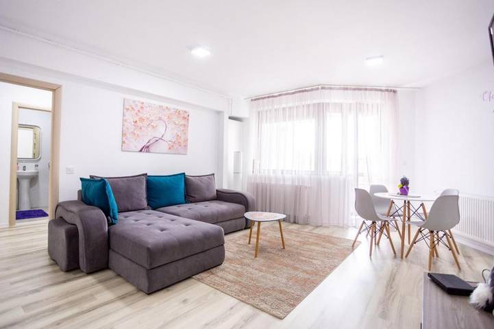 Gîte pour 4 personnes, avec vue et terrasse à Sinaia