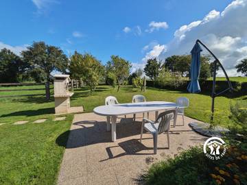 Gîte pour 4 Personnes dans Neuilly-le-Vendin, Parc naturel régional Normandie-Maine, Photo 1